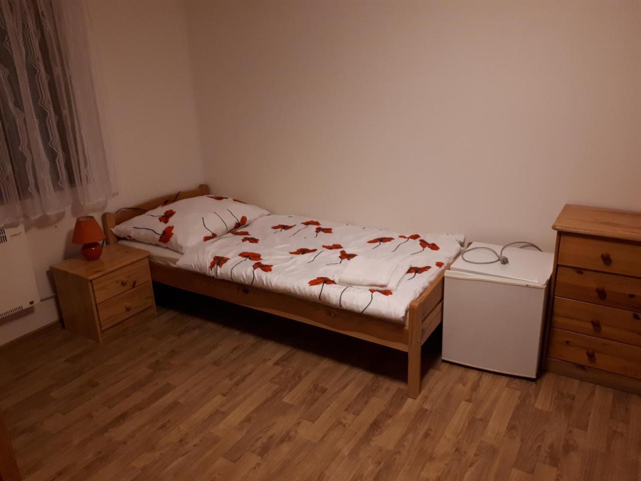 Podkrovi V Jihoceskem Statku Nemejice Exteriör bild